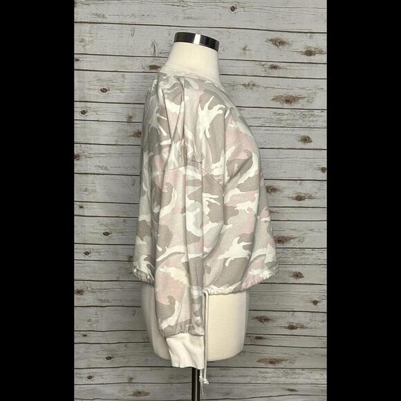 GAP athleisure pink and tan camo drawstring sweatshirt Size XL - Picture 4 of 7